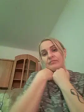 Malichkaanna30 online show from March 2025 02:40:01 PM