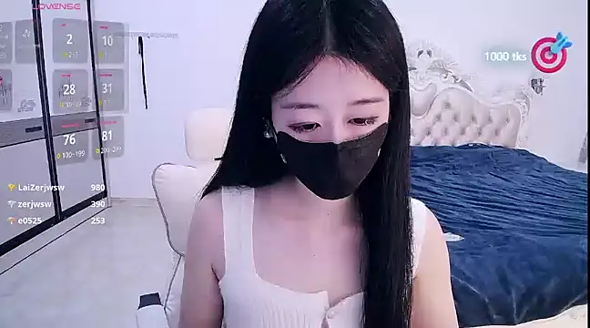 Snapshot of CN-xiaofei chatting on January 2025 05:40:02 AM CN-xiaofei online show from January 2025 05:40:02 AM