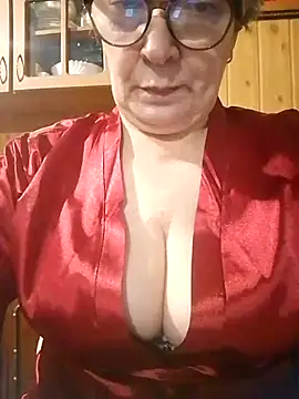 Snapshot of IrinaSweet54 chatting on February 2025 04:05:01 PM IrinaSweet54 online show from February 2025 04:05:01 PM