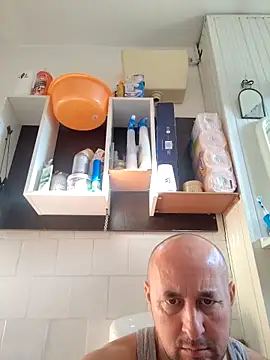 intx800 online show from November 2025 07:38:02 AM