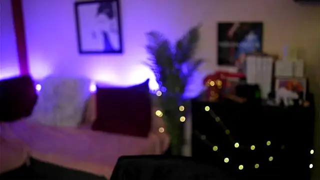 Bellis Perenis online show from October 2025 03:31:02 PM