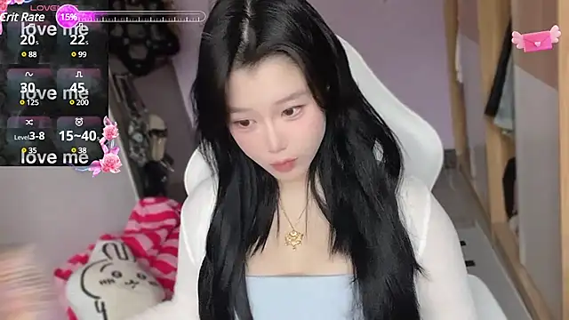 xiSSts online show from February 2025 12:49:01 AM