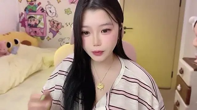 xiSSts online show from September 2025 07:51:02 PM