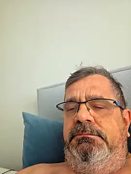 axecoman60 online show from February 2026 08:40:02 AM