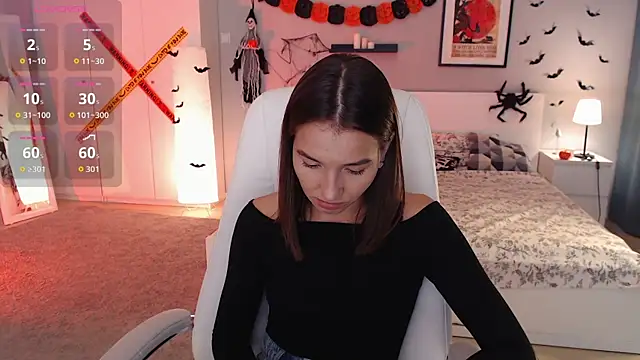 Bellla Haddid online show from October 2025 01:44:01 AM