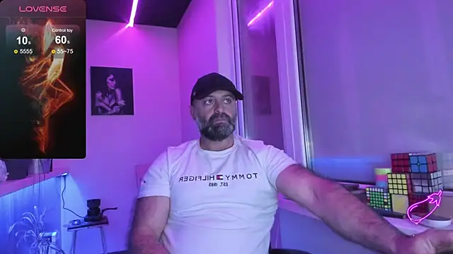 MAGABEAR077 online show from September 2025 10:56:02 PM