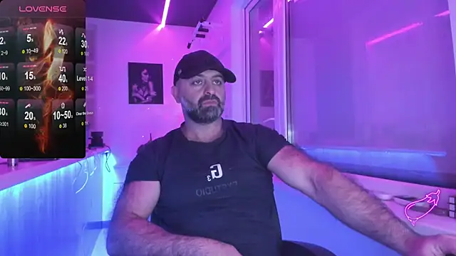 MAGABEAR077 online show from November 2025 10:07:01 AM