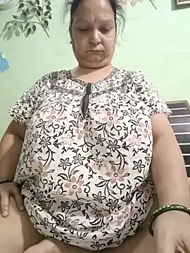 Snapshot of Kavya_kapoor chatting on July 2026 06:12:02 PM Kavya kapoor online show from July 2026 06:12:02 PM