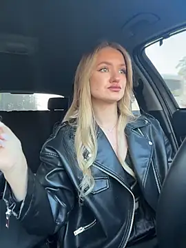 Devill Angel  online show from March 2026 06:52:01 AM