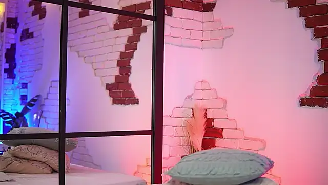 Snapshot of AngelinaCapri chatting on December 2024 10:32:01 PM AngelinaCapri online show from December 2024 10:32:01 PM