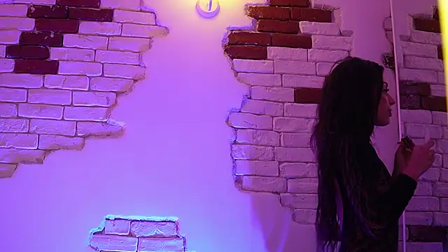 Snapshot of AngelinaCapri chatting on February 2025 04:35:02 AM AngelinaCapri online show from February 2025 04:35:02 AM