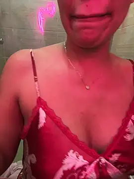 EmilyLeah  online show from November 2025 05:58:02 PM