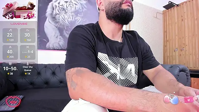 Luke  09 online show from January 2025 12:18:01 PM