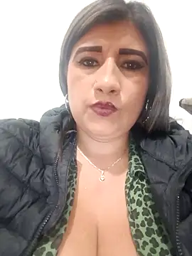 Snapshot of Hannahcandyy chatting on March 2025 05:24:02 AM Hannahcandyy online show from March 2025 05:24:02 AM