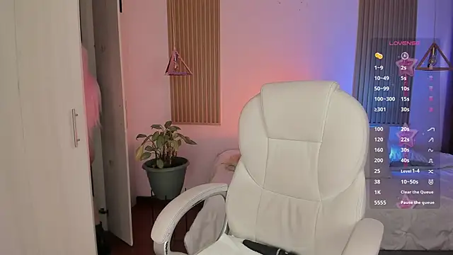 Kendall Bunnyy online show from January 2026 06:35:01 PM