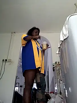 mamakarma1403 online show from October 2025 12:41:01 AM