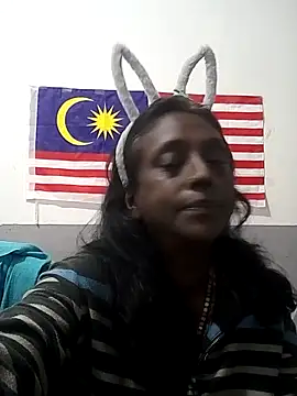 mamakarma1403 online show from November 2025 05:02:01 PM