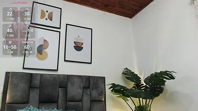 Snapshot of samy_l chatting on January 2025 02:15:02 PM samy l online show from January 2025 02:15:02 PM