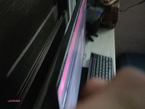 bbhiShark online show from November 2025 08:28:02 AM