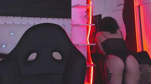 Ghosty Doll online show from January 2025 08:18:02 PM