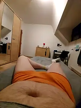 pascalino100 online show from February 2025 10:43:01 PM