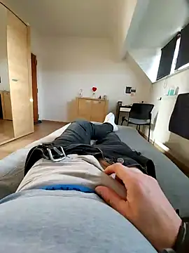 pascalino100 online show from February 2025 03:10:01 PM