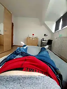 pascalino100 online show from February 2025 12:33:02 PM