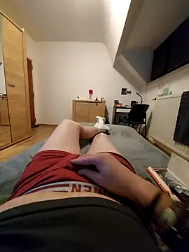 pascalino100 online show from February 2025 08:51:02 PM