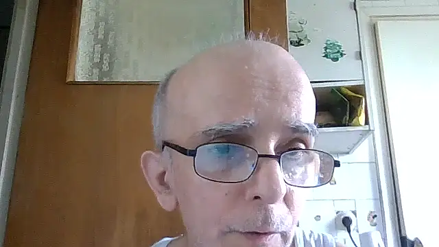 Snapshot of mariusica1@xh chatting on July 2026 10:21:02 AM mariusica1xh online show from July 2026 10:21:02 AM