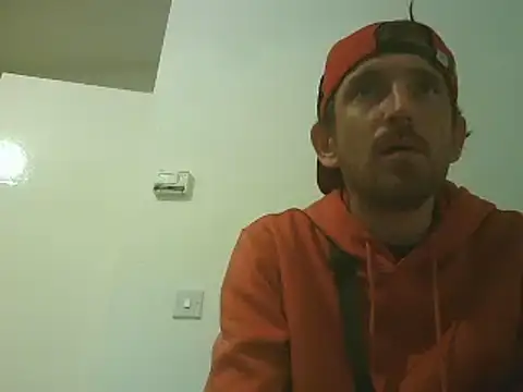 Snapshot of PocoLoco420 chatting on June 2026 01:32:02 AM PocoLoco420 online show from June 2026 01:32:02 AM