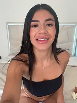 Snapshot of Charlotte_cowell_sub1_ chatting on February 2025 01:54:02 PM Charlotte cowell sub1 online show from February 2025 01:54:02 PM