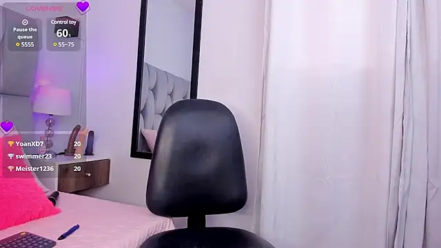 Little Venus03 online show from March 2025 03:28:01 PM