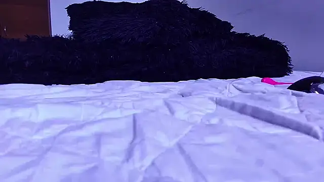 bellatrix25 online show from March 2025 09:55:02 PM