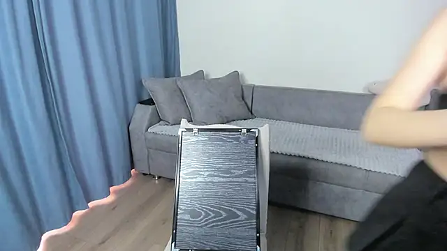 RileyMee online show from January 2025 06:28:02 AM