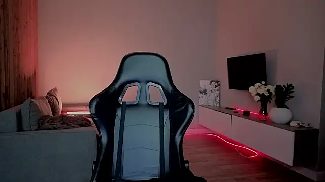 RileyMee online show from January 2026 03:12:02 AM