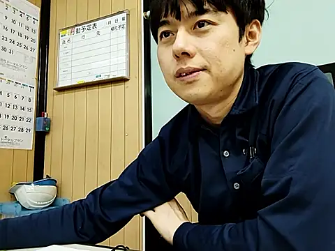 whitebriefboy online show from November 2025 07:02:02 PM