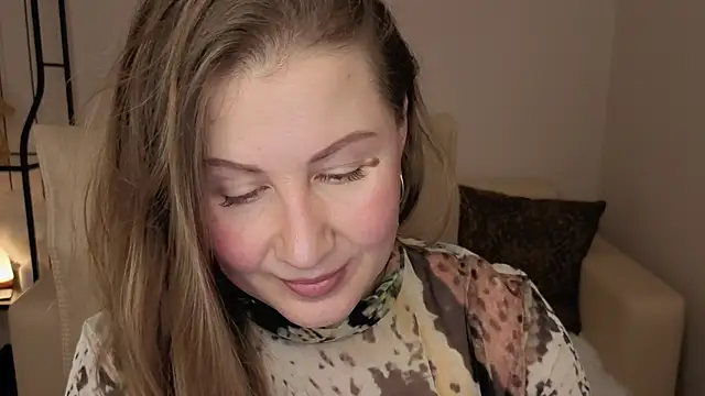 Helens love online show from November 2025 02:37:02 AM