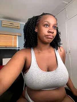 Candy Love 18 online show from September 2025 06:39:01 AM