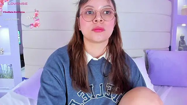 Lanna18 online show from February 2025 02:48:02 PM