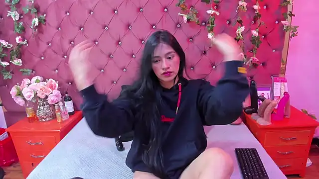 Mariana Prin online show from November 2025 02:47:02 AM