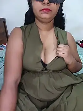 Snapshot of Reesha_99 chatting on June 2026 05:12:01 AM Reesha 99 online show from June 2026 05:12:01 AM