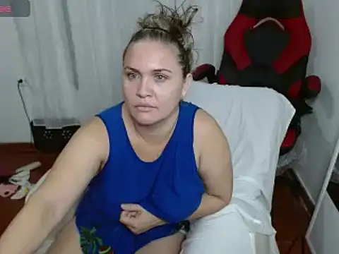 Snapshot of helenca43 chatting on March 2025 11:12:02 AM helenca43 online show from March 2025 11:12:02 AM