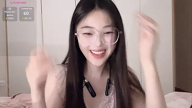 Sweet-Angel999 online show from March 2025 06:29:02 PM