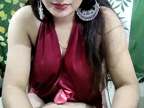 Snapshot of Aarvi_Arora chatting on February 2025 08:52:01 AM Aarvi Arora online show from February 2025 08:52:01 AM