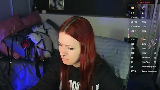 Lily Moonlight online show from March 2026 07:09:02 AM