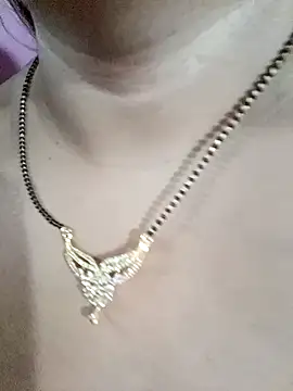 Snapshot of Beautyy38 chatting on December 2024 02:22:02 PM Beautyy38 online show from December 2024 02:22:02 PM