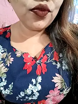 Snapshot of Beautyy38 chatting on October 2025 03:18:01 AM Beautyy38 online show from October 2025 03:18:01 AM