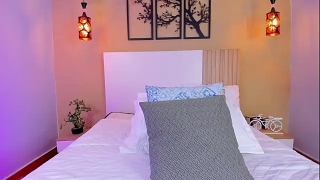 CamilleLynn online show from December 2024 05:49:02 AM