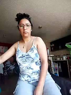 Snapshot of Im_Alma_ chatting on February 2026 02:21:02 PM Im Alma online show from February 2026 02:21:02 PM