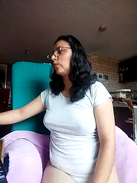 Snapshot of Im_Alma_ chatting on May 2026 02:13:01 PM Im Alma online show from May 2026 02:13:01 PM